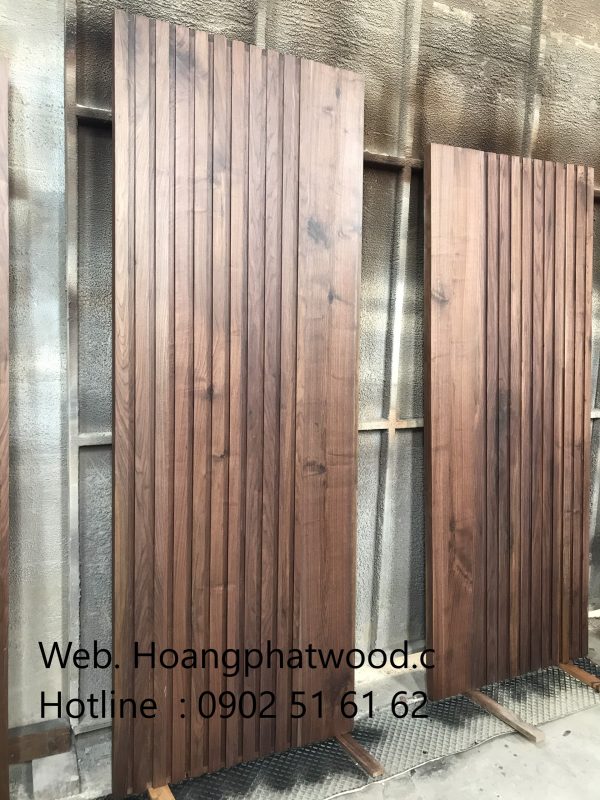 Cửa gỗ óc chó lắp tại quận 10 - Hình ảnh 11