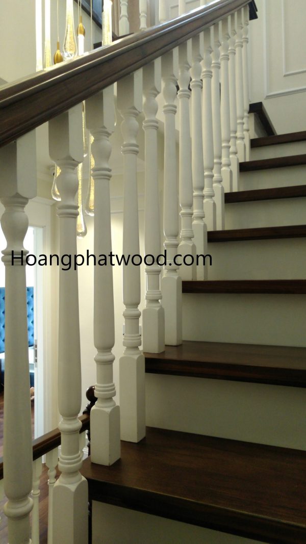 Trụ cầu thang gỗ óc chó - Hình ảnh 5