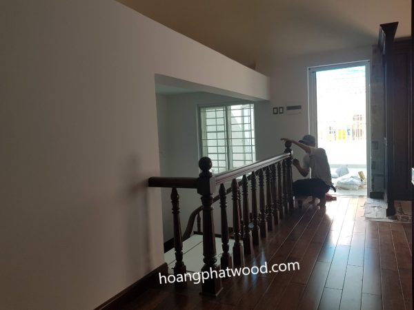 Thi công cầu thang bằng gỗ Tphcm - Hình ảnh 13