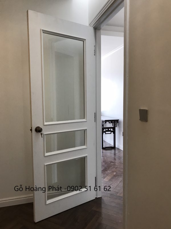 Cửa gỗ sơn trắng - Hình ảnh 5