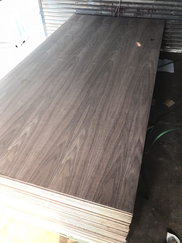 Ván plywood dán veneer