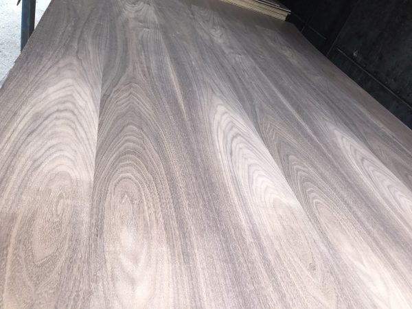 Ván plywood dán veneer - Hình ảnh 11