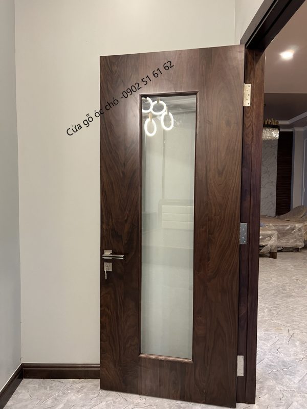Cửa phòng ngủ gỗ óc chó - Hình ảnh 7