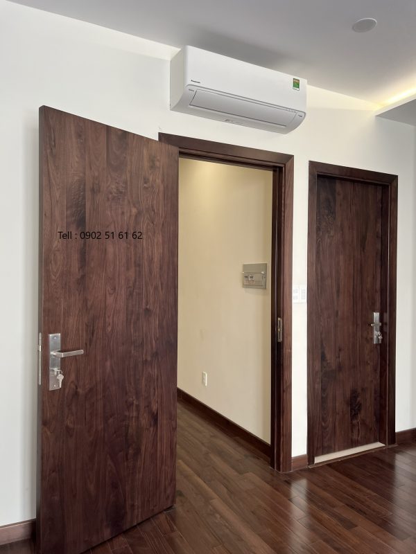 Bảng giá cửa gỗ óc chó tại Tphcm - Hình ảnh 2