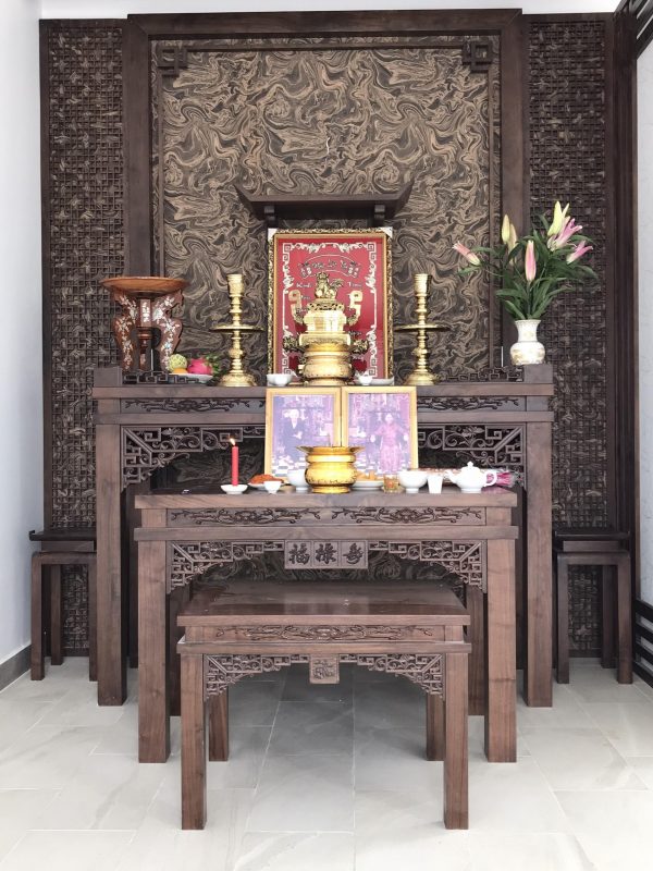 Bàn ghế phòng thờ gỗ óc chó