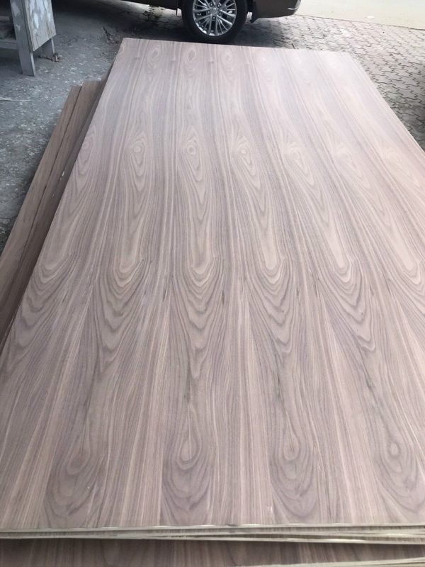 Dòng ván ép phủ veneer kỹ thuật