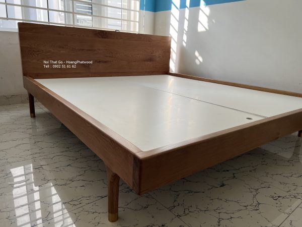 Bộ giường ngủ kiểu chân tròn