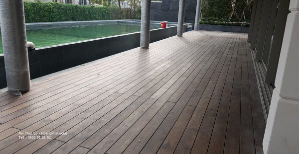 Sàn gỗ tự nhiên ngoài trời Teak wood