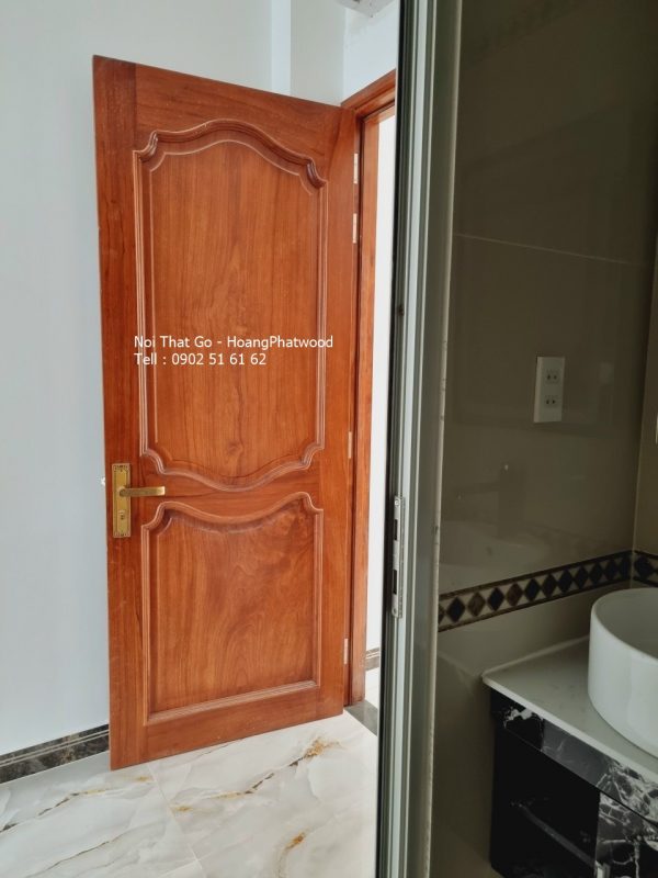Cửa phòng ngủ gỗ gõ đỏ