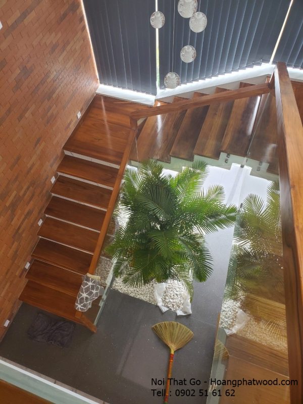 Bảng giá cầu thang loại gỗ teak