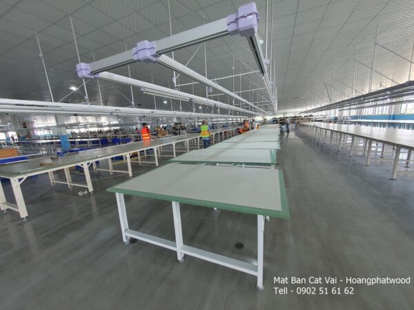 Bán mặt bàn cắt vải 25mm