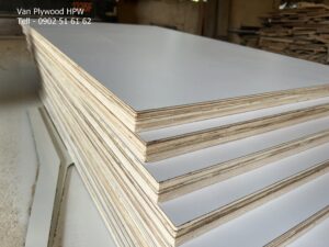 Cách chọn ván ép plywood phù hợp với môi trường ẩm- Ván phủ mica 