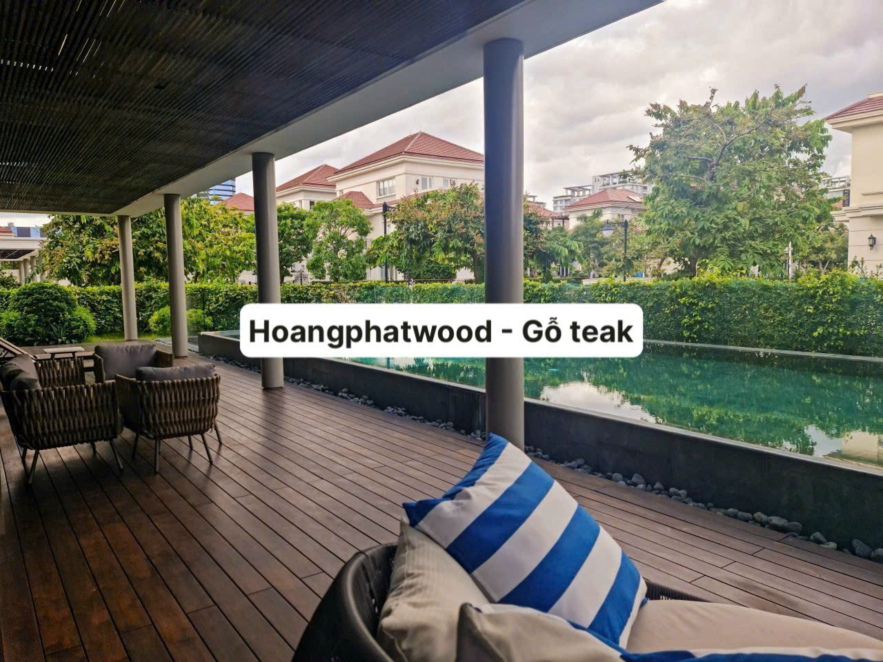 Ván sàn Gỗ teak tự nhiên - Lát hồ bơi ẩm ướt
