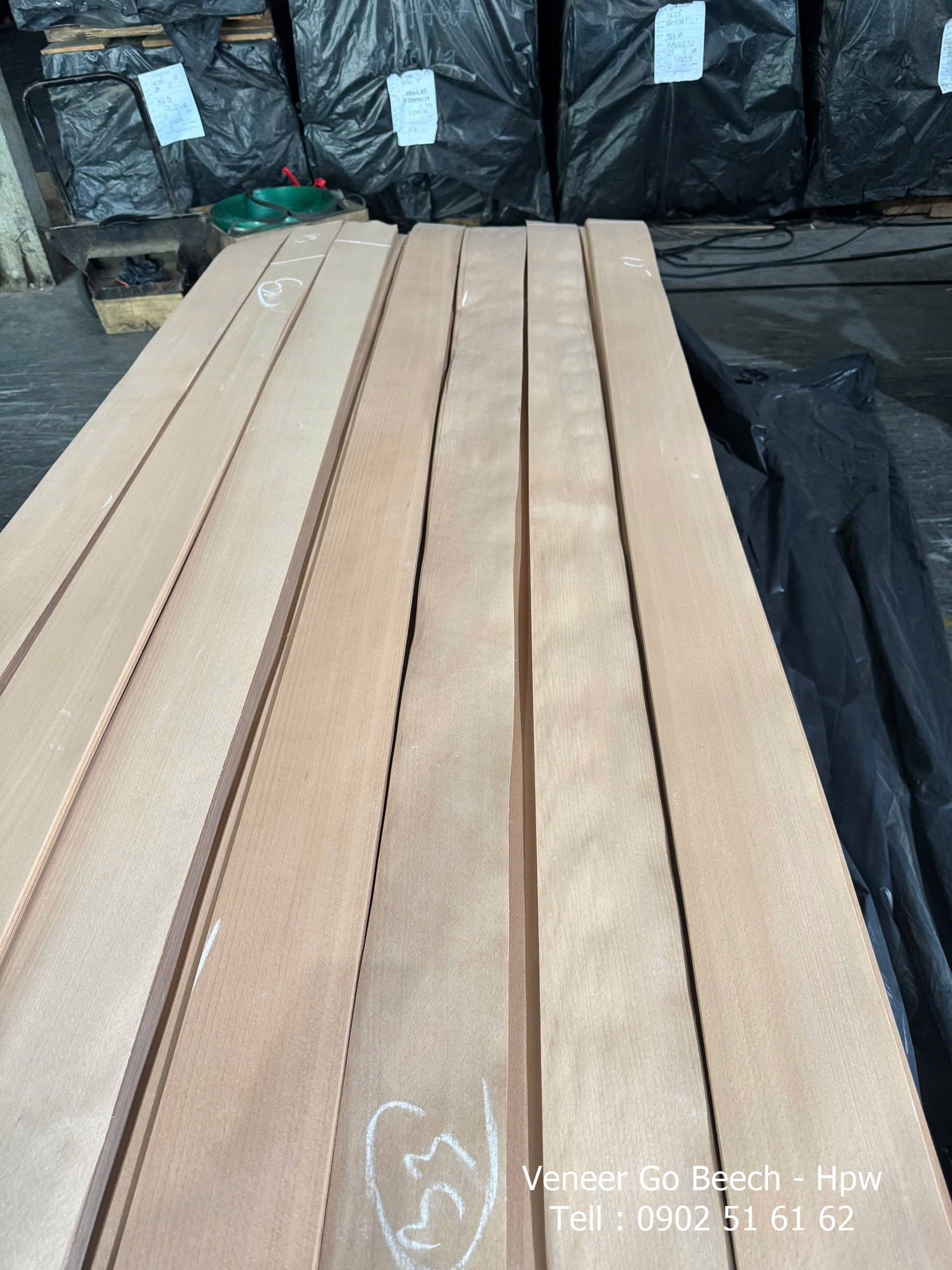 Kiện veneer dòng gỗ beech làm nội thất Hpw