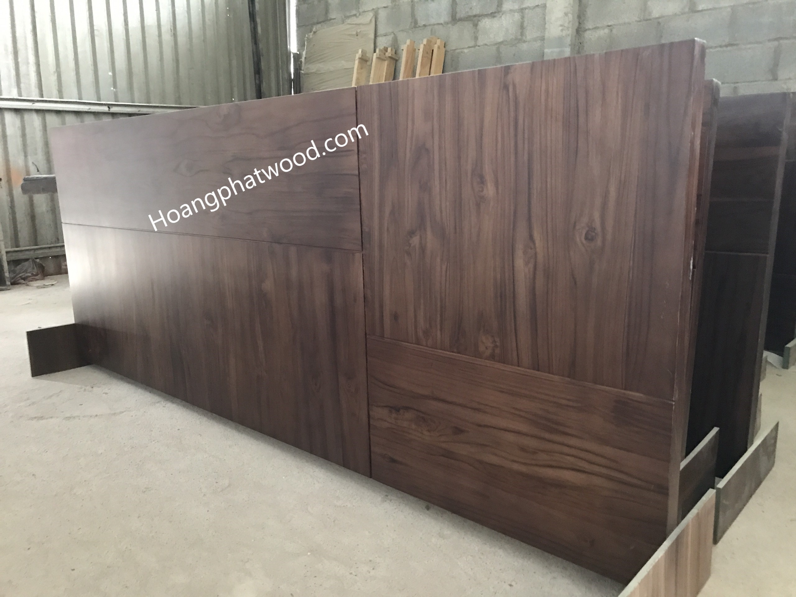 Mẫu Cửa gỗ đẹp kiểu hiện đại 2026 - Gỗ Teak Lào